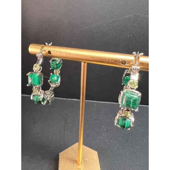 NEW malachite and peridot inside out hoop earrings in platinum over brass - Picture 10 of 13